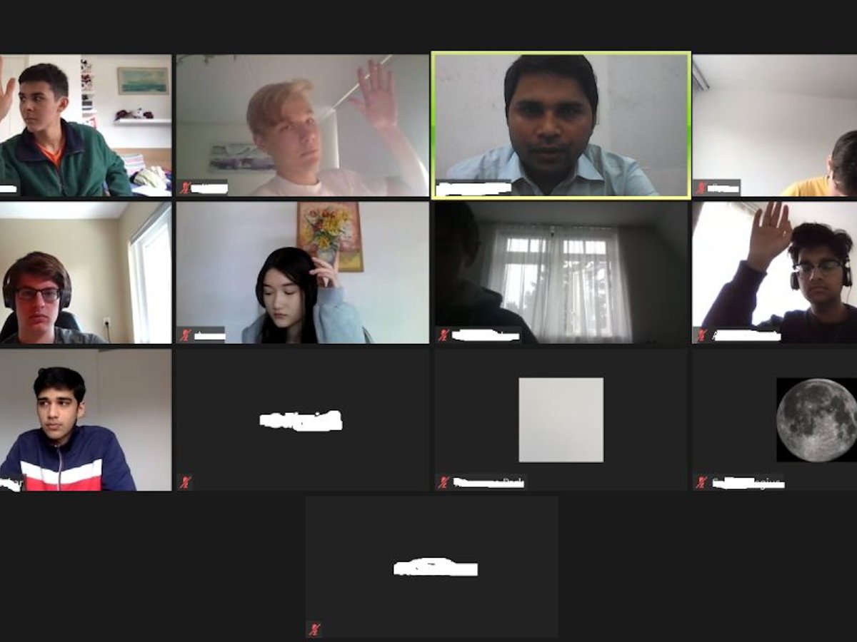 Quick Maths live group session with twelve engaged students